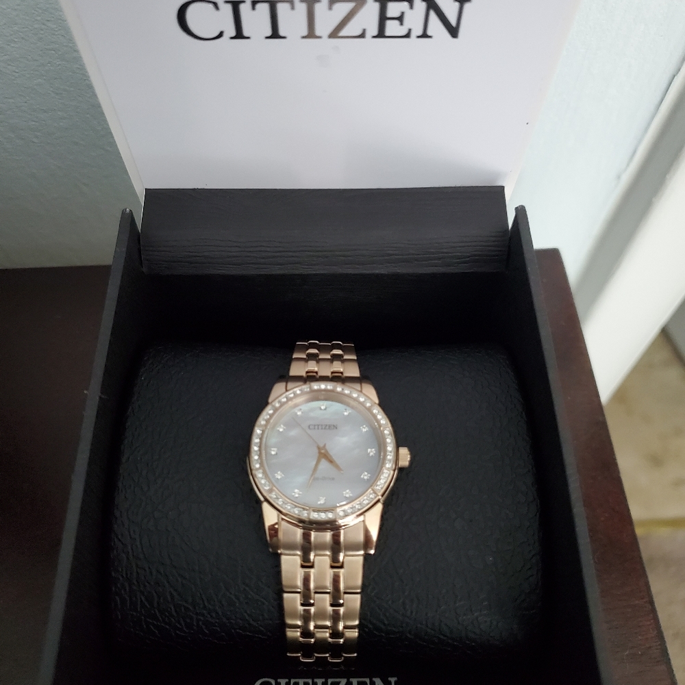 Citizen Eco-drive Silouette Crystal watch